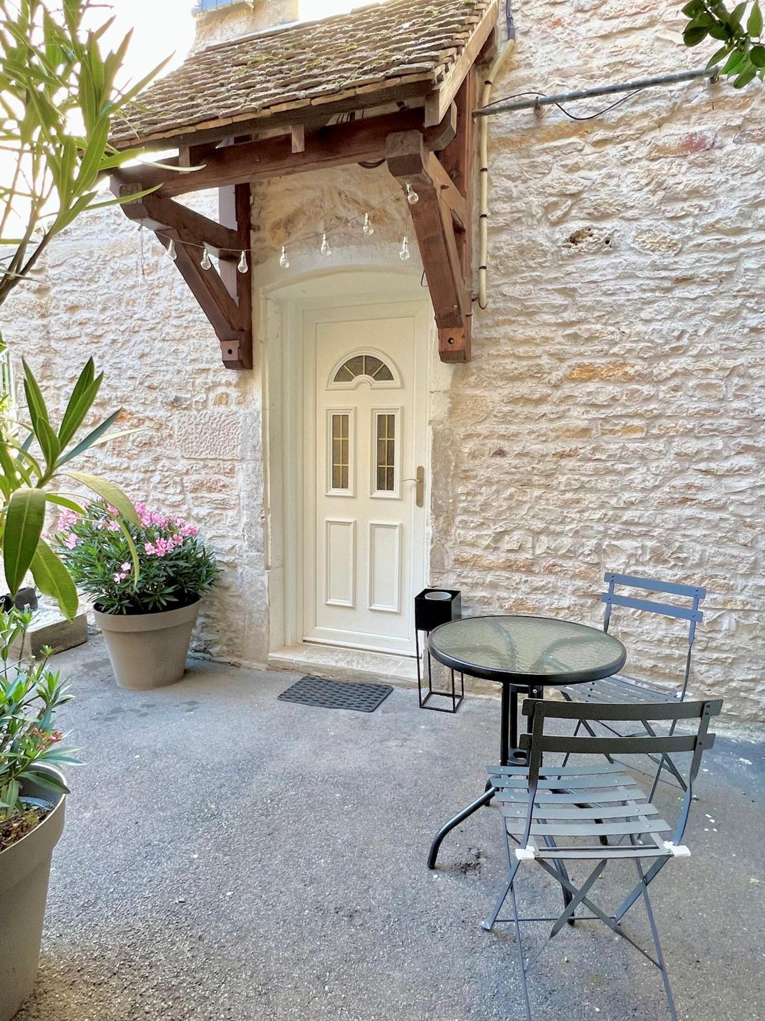 שאניי Charmant Studio Au Coeur Du Centre Ville מראה חיצוני תמונה